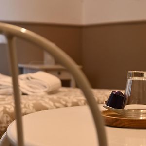 Dimora Montecchi B&B